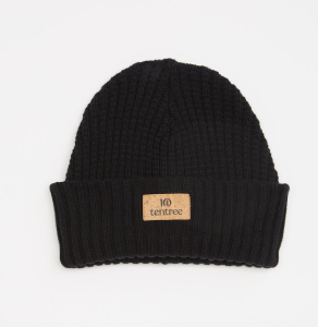 Luxury Streetwear with a Chic Twist